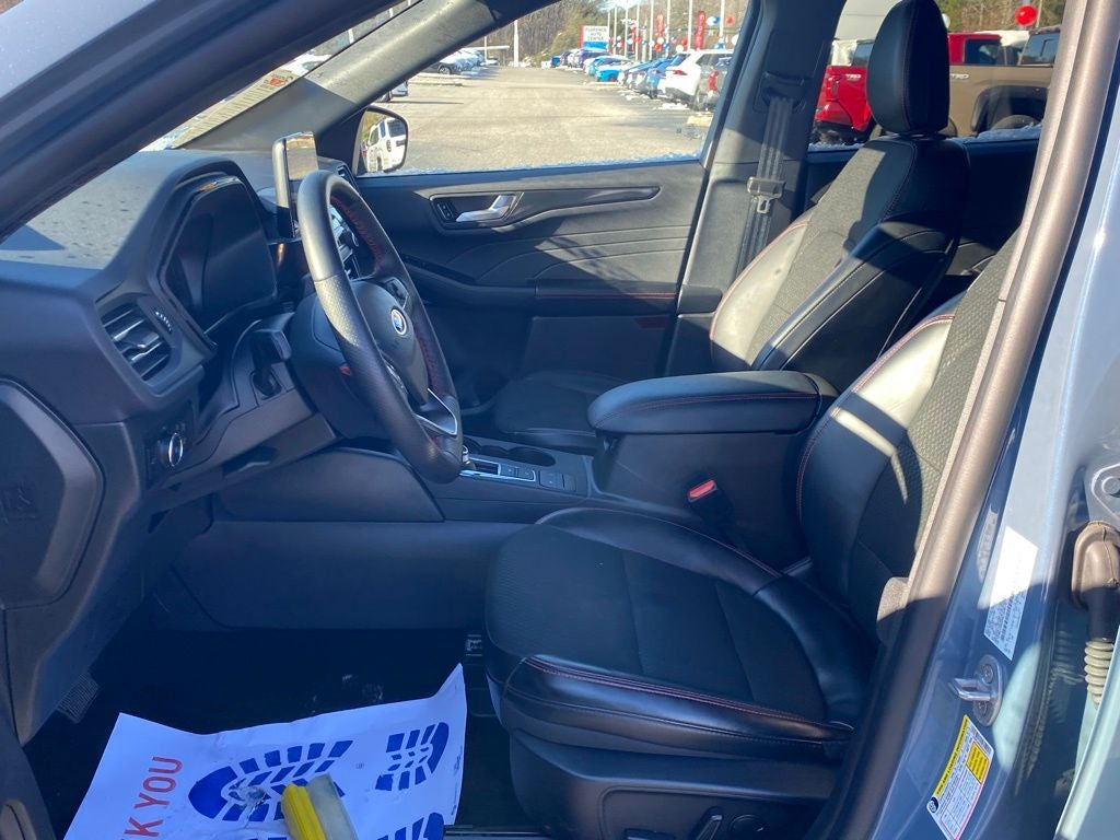 2025 Ford Escape ST-Line Select