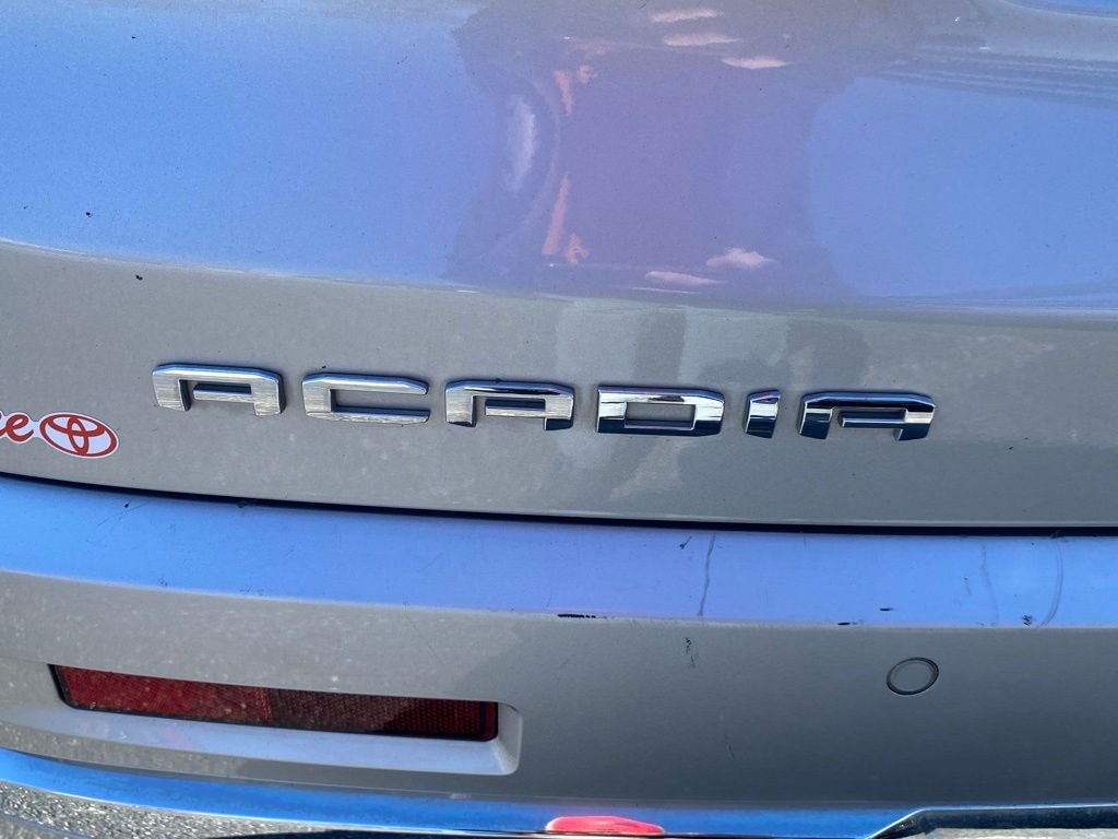 2020 GMC Acadia Denali