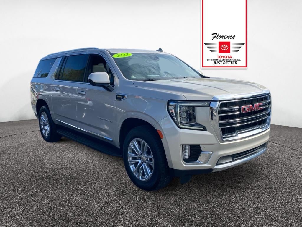 2023 GMC Yukon XL SLT