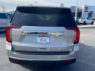 2023 GMC Yukon XL SLT