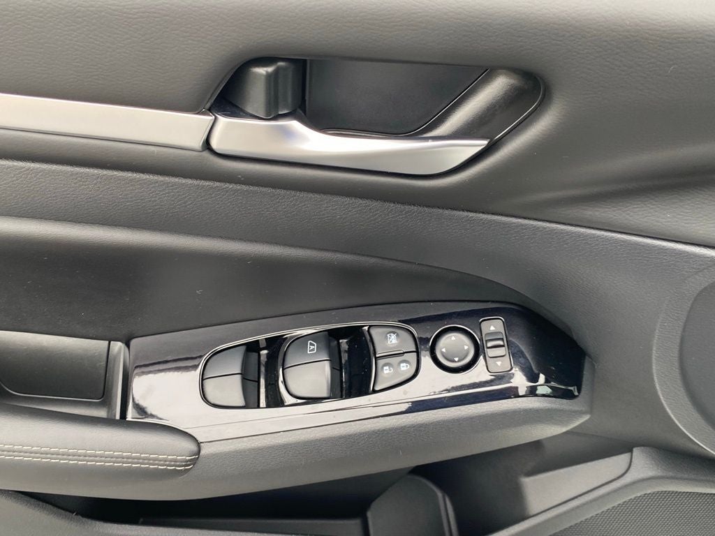 2024 Nissan Altima 2.5 SL