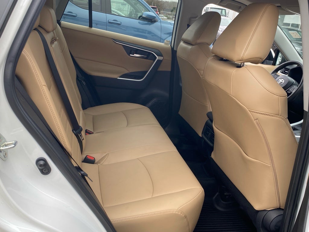 2022 Toyota RAV4 XLE Premium