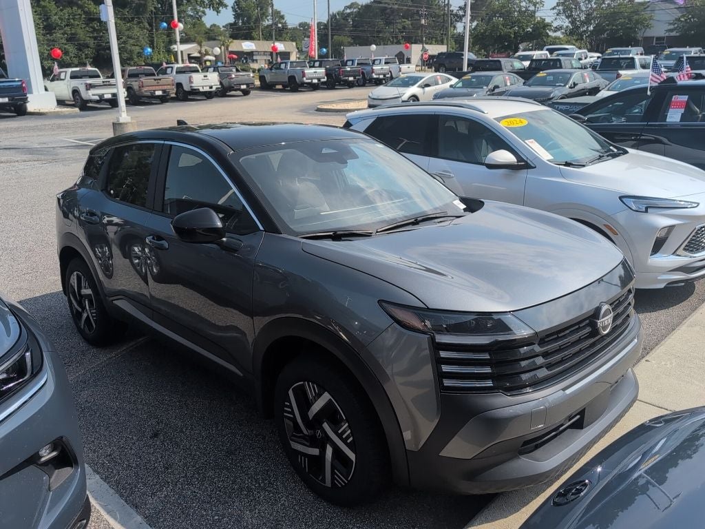 2025 Nissan Kicks SV