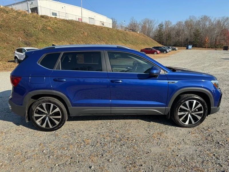 2023 Volkswagen Taos SE