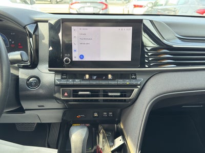 2025 Toyota Camry Hybrid LE