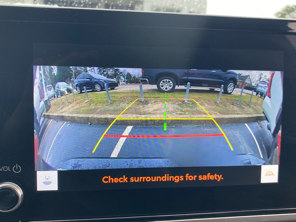 2025 Toyota Camry Hybrid SE