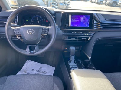 2025 Toyota Camry LE