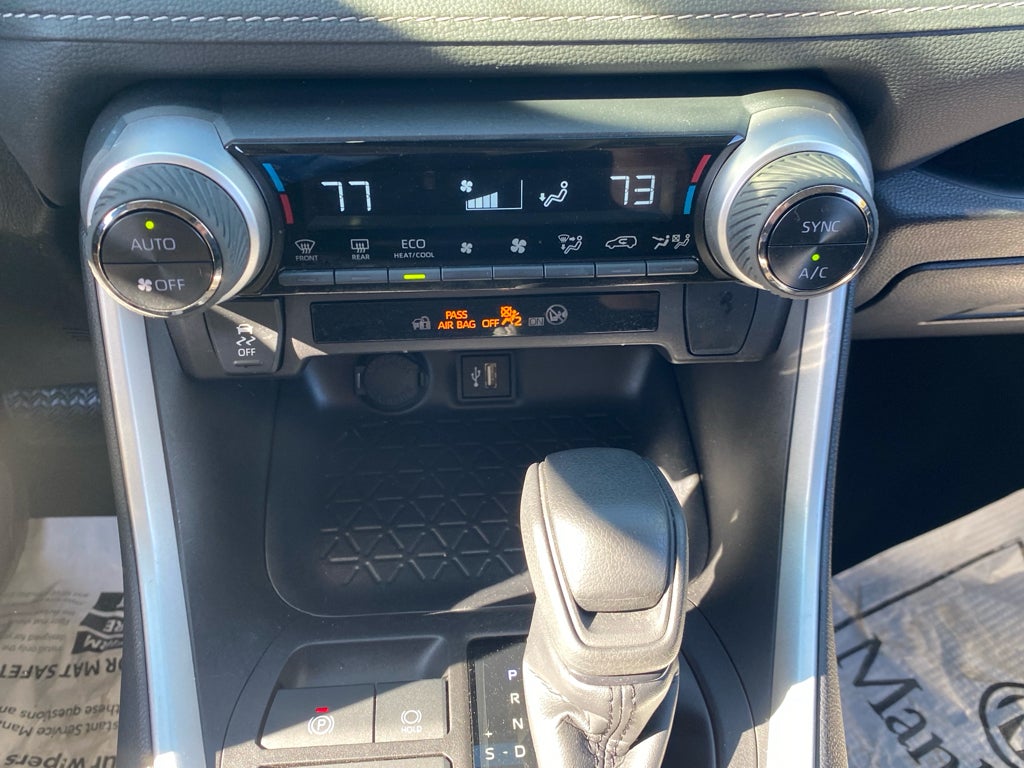 2025 Toyota RAV4 Hybrid Hybrid XLE