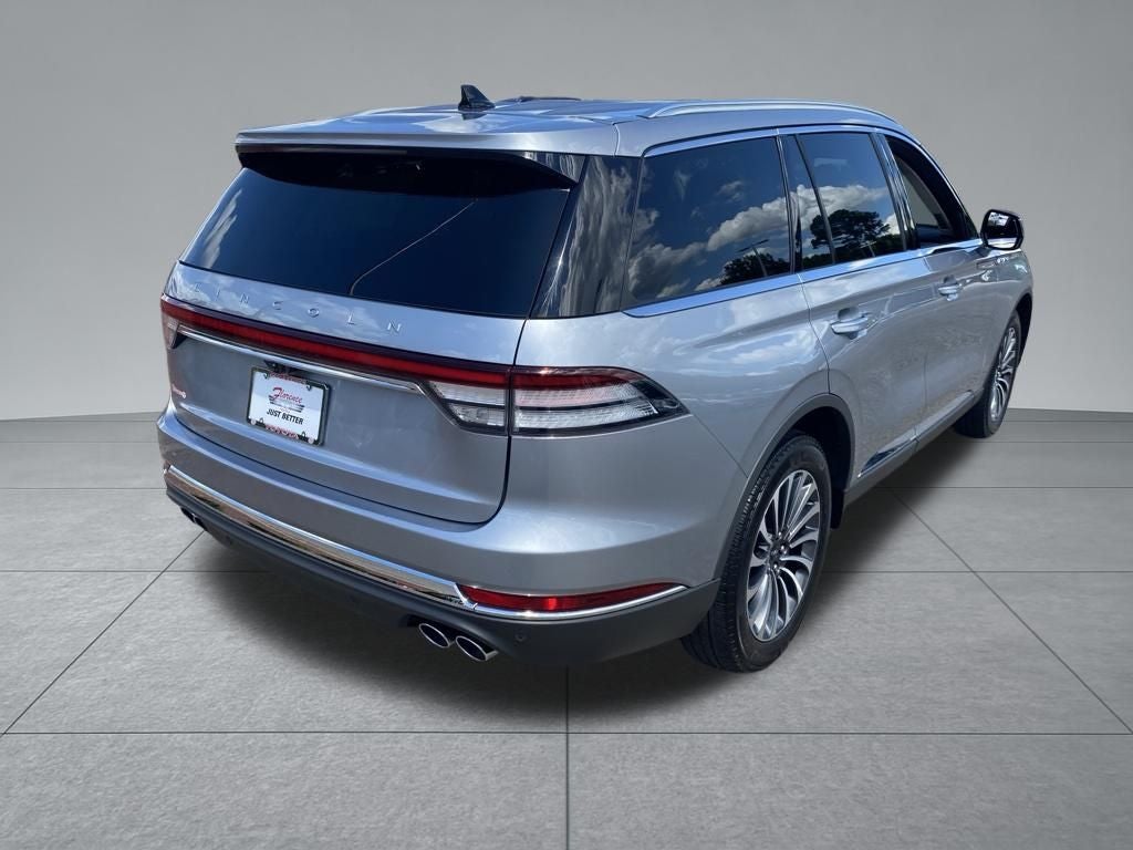 2022 Lincoln Aviator Standard