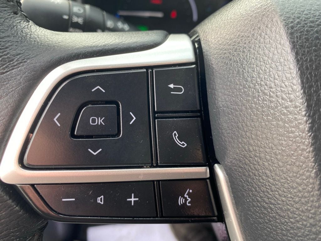 2025 Toyota Sienna XLE 8 Passenger