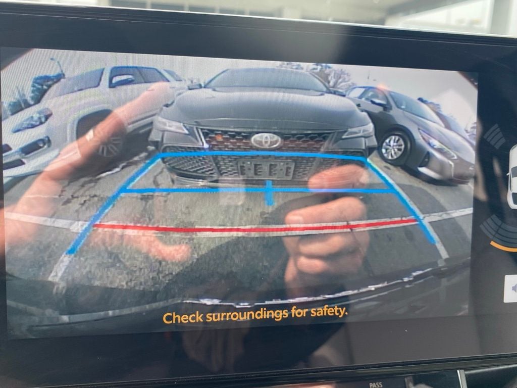 2025 Toyota Sienna XLE 8 Passenger