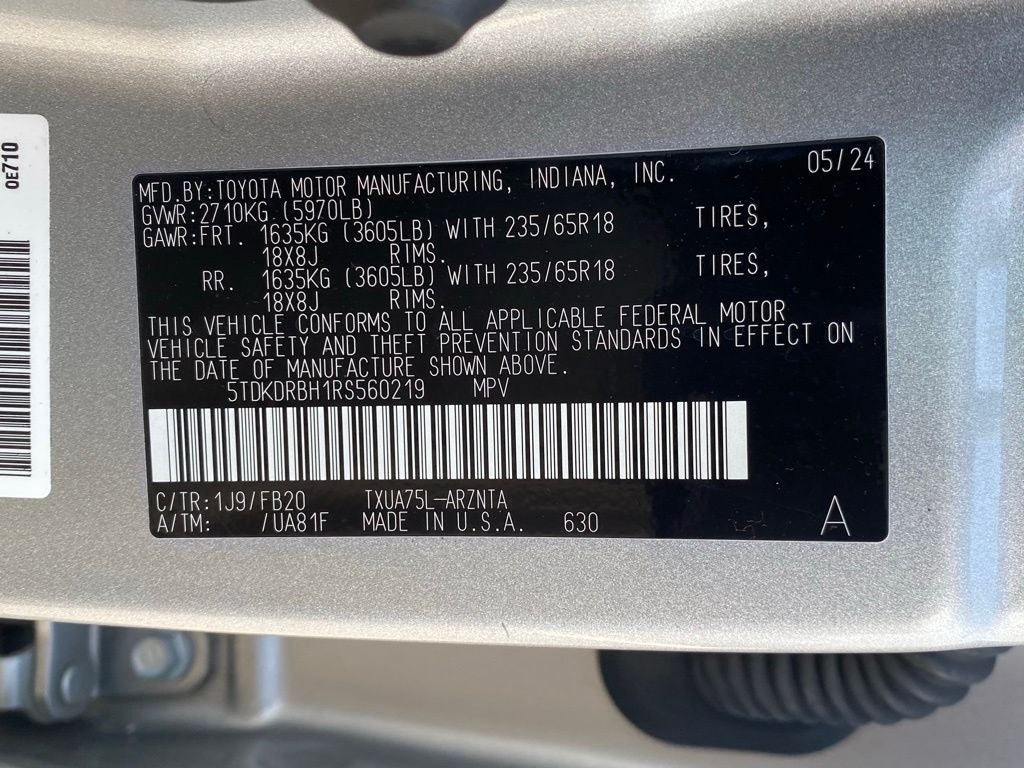 2024 Toyota Highlander LE