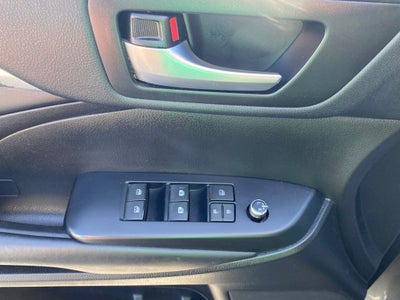 2019 Toyota Highlander SE Nightshade