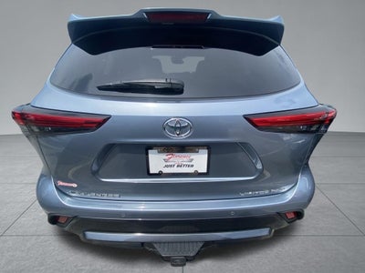 2022 Toyota Highlander XSE