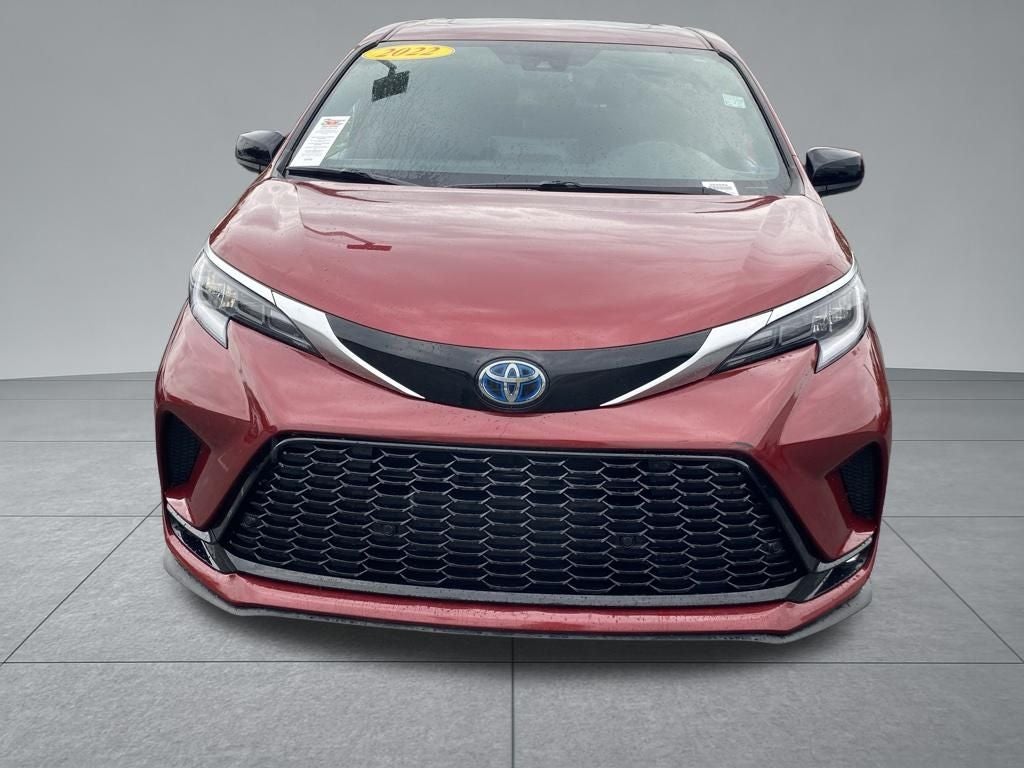 2022 Toyota Sienna XSE 7 Passenger