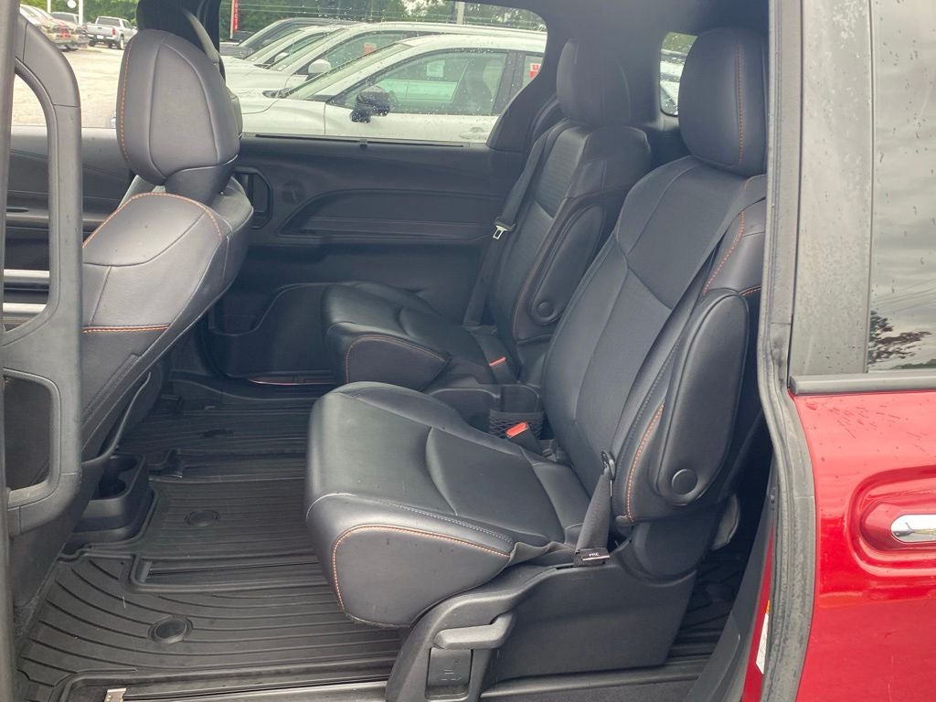 2022 Toyota Sienna XSE 7 Passenger