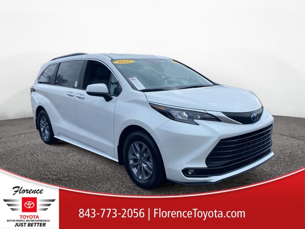 2025 Toyota Sienna XLE 8 Passenger 5TDYRKECXSS235173 | Cloninger