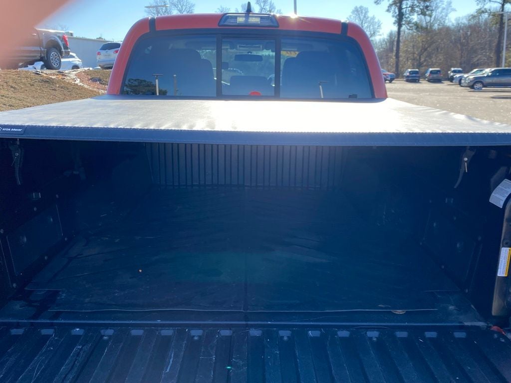 2016 Toyota Tacoma SR V6