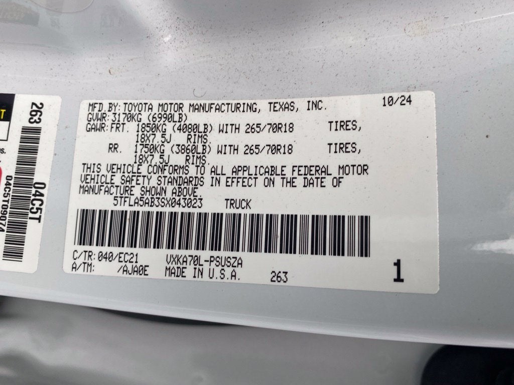 2025 Toyota Tundra SR5