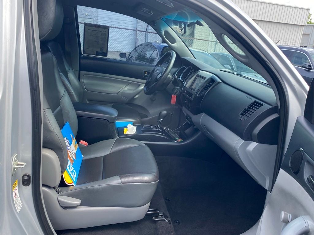 2013 Toyota Tacoma Base
