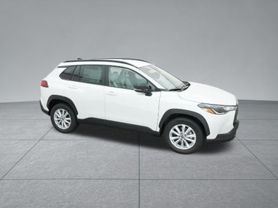 2025 Toyota Corolla Cross LE