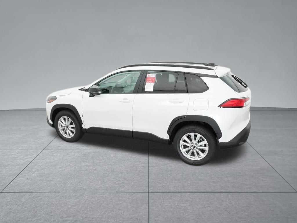 2025 Toyota Corolla Cross LE