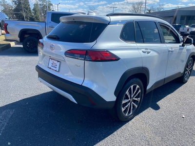 2024 Toyota Corolla Cross XLE