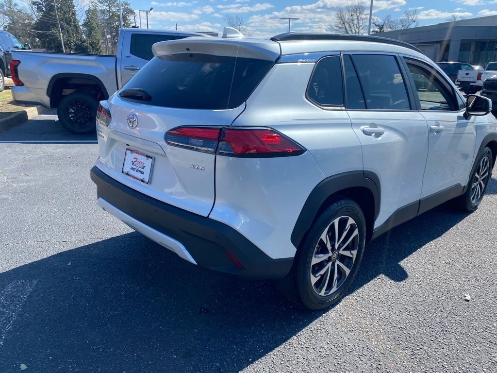 2024 Toyota Corolla Cross XLE