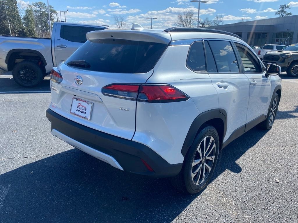 2024 Toyota Corolla Cross XLE