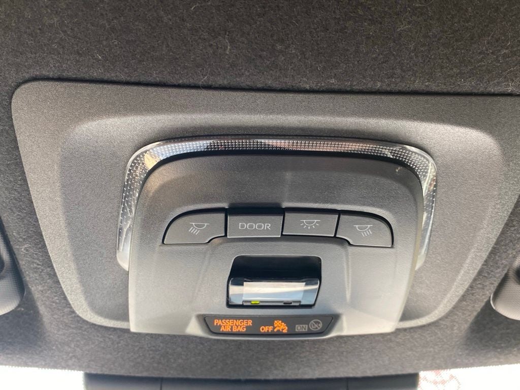 2026 Toyota Corolla Cross Hybrid SE