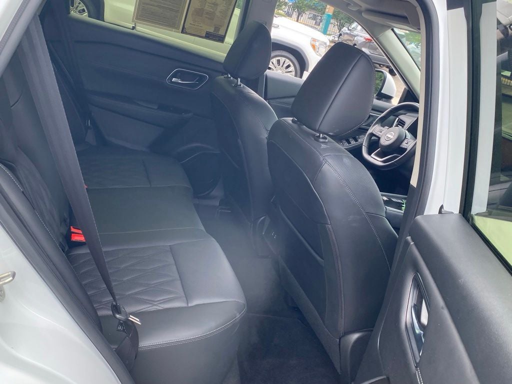 2024 Nissan Rogue Platinum