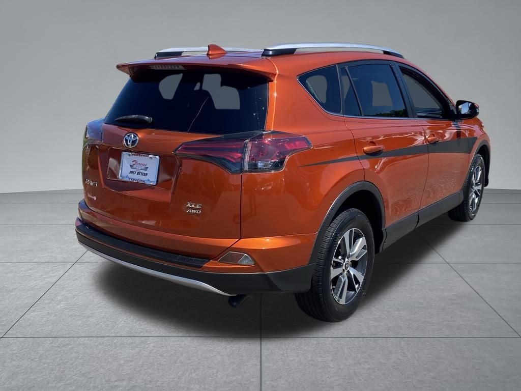 2016 Toyota RAV4 XLE