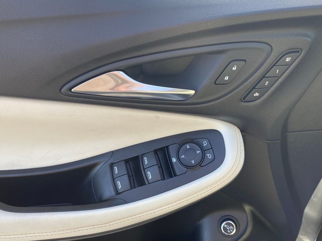 2024 Buick Encore GX Avenir