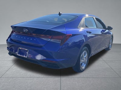 2023 Hyundai Elantra SE