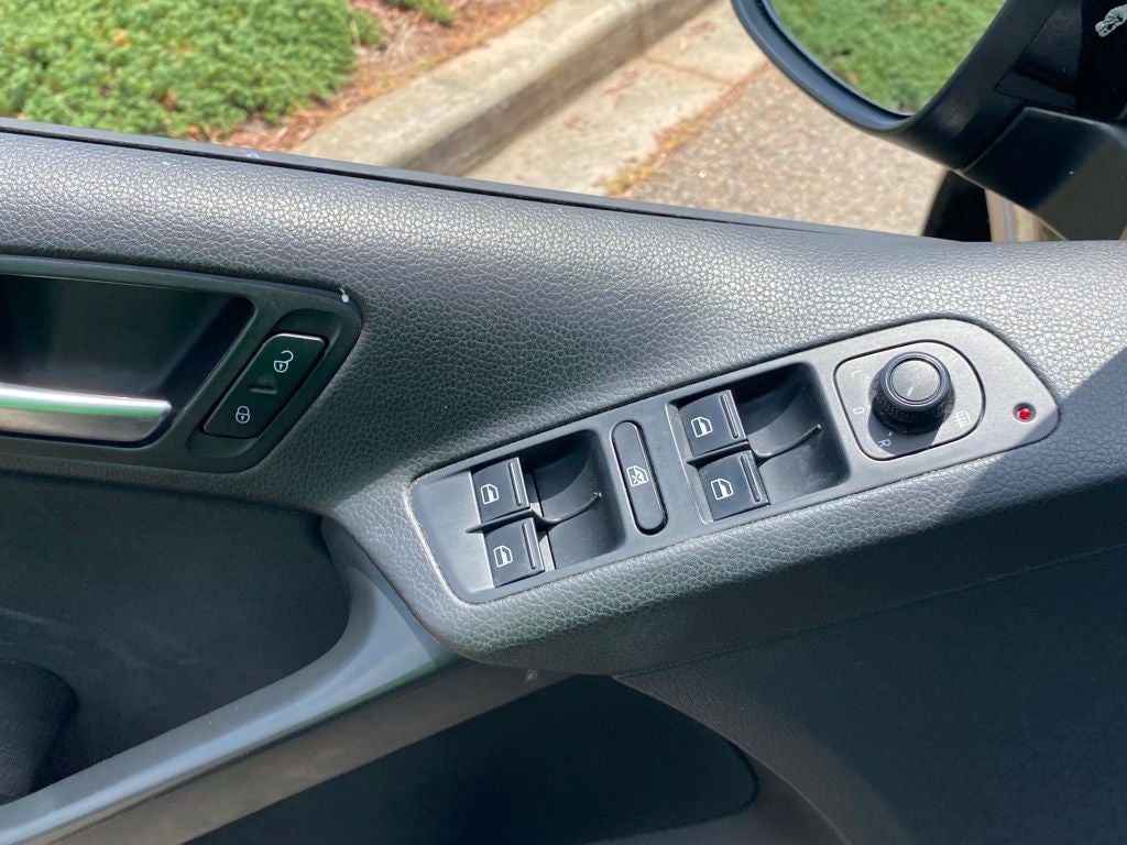 2018 Volkswagen Tiguan Limited 2.0T