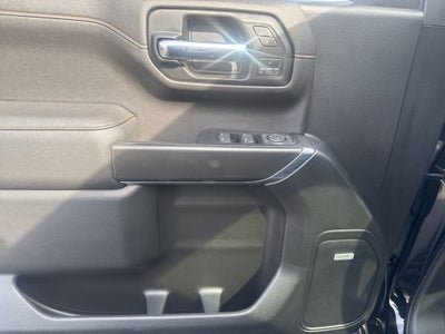 2022 GMC Sierra Limited AT4