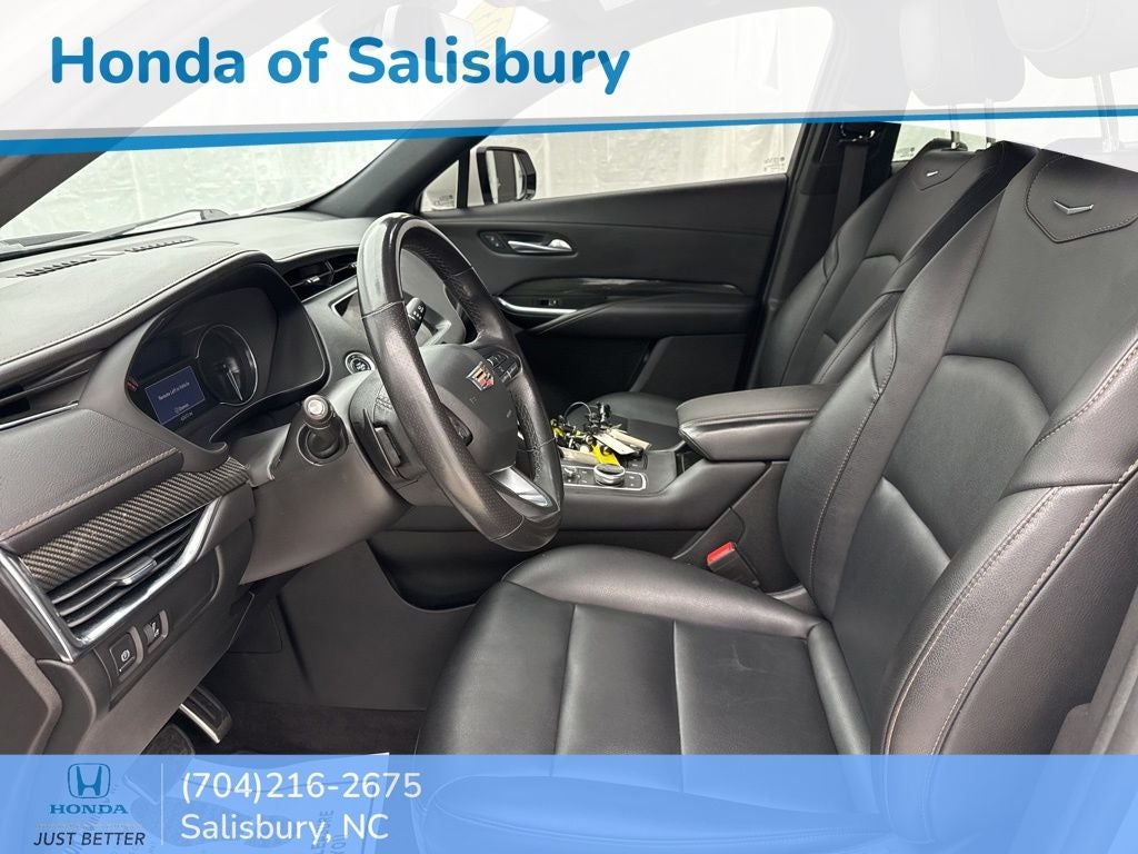 2023 Cadillac XT4 FWD Sport