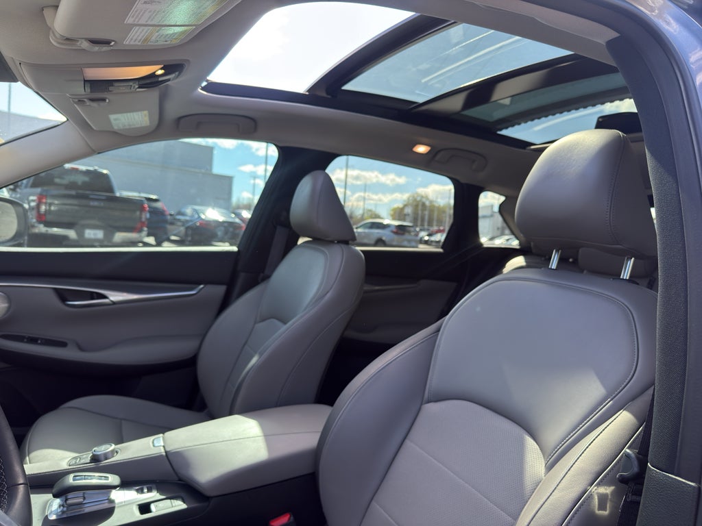 2023 INFINITI QX50 LUXE