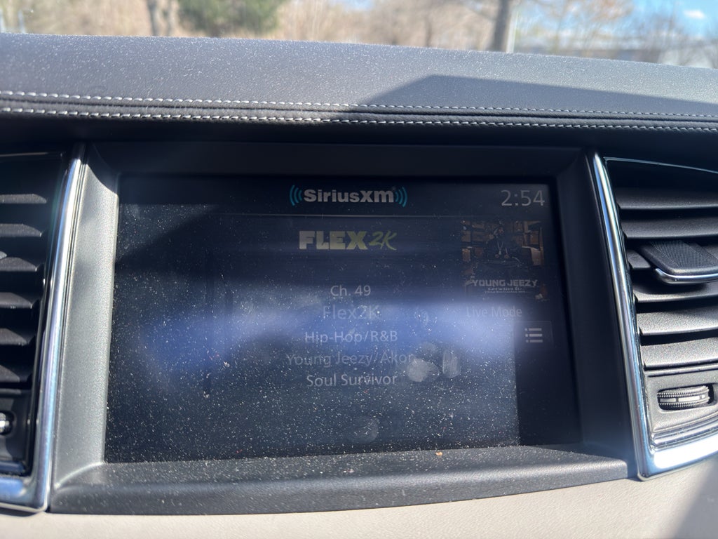 2023 INFINITI QX50 LUXE