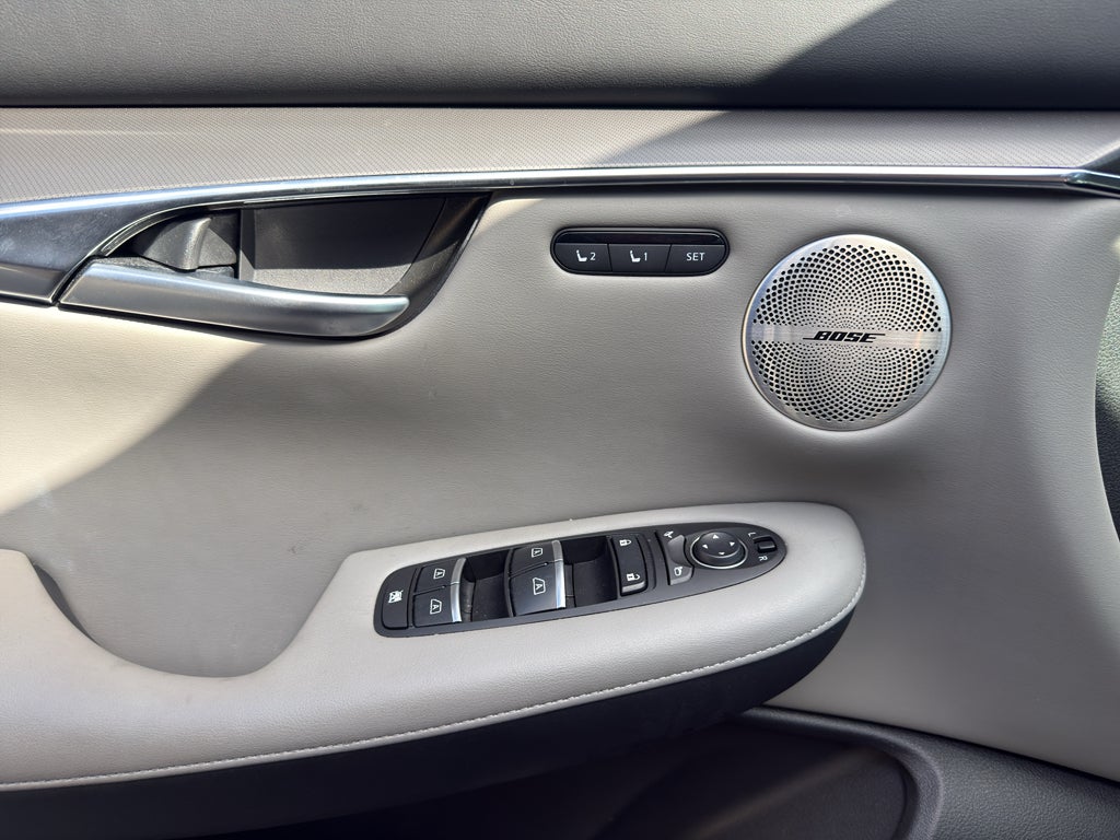 2023 INFINITI QX50 LUXE