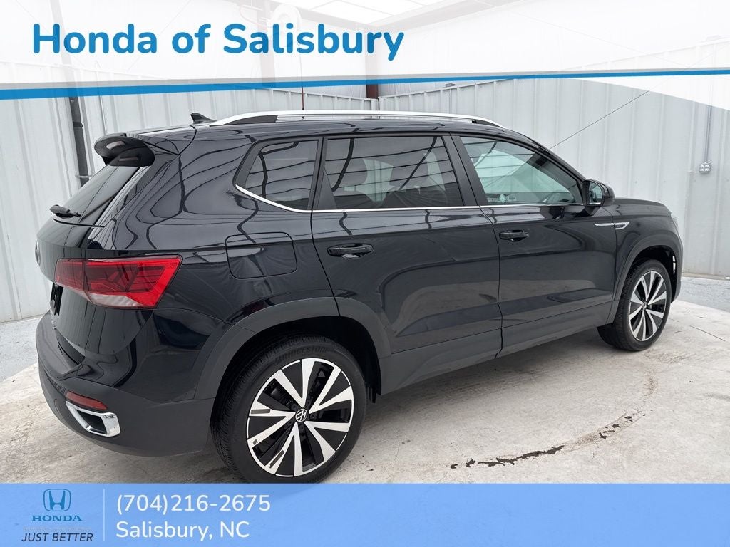 2024 Volkswagen Taos 1.5T SE