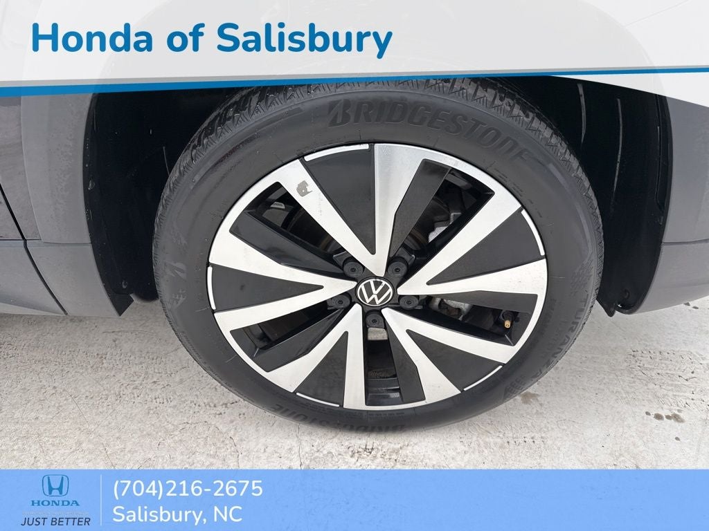 2024 Volkswagen Taos 1.5T SE