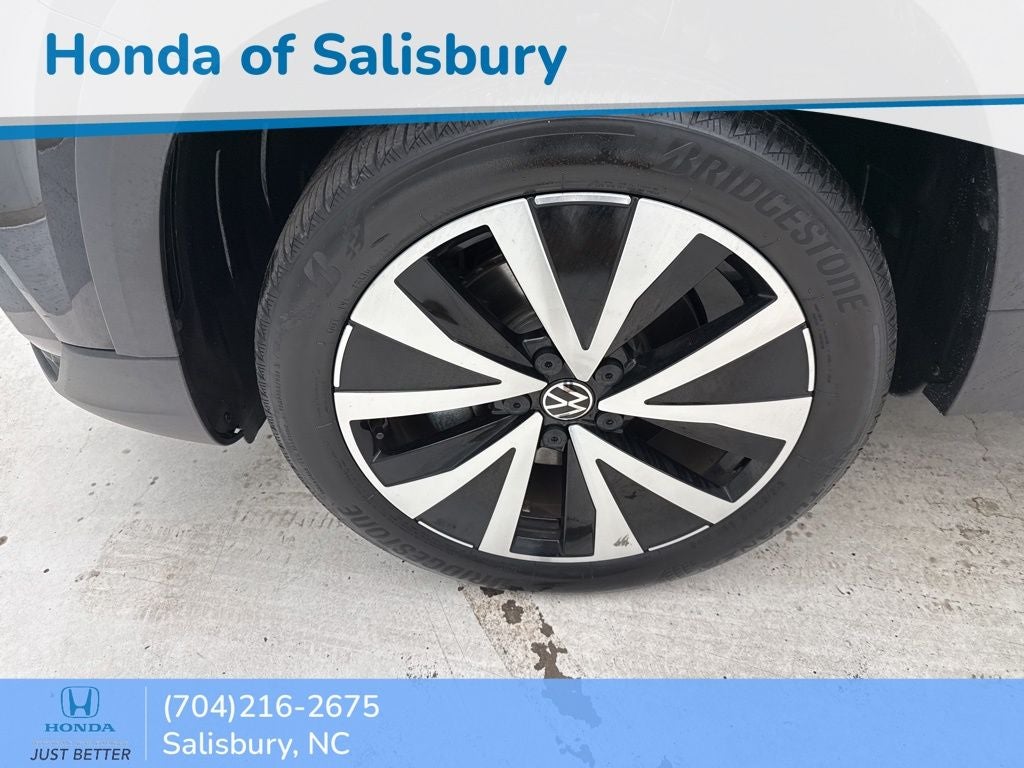 2024 Volkswagen Taos 1.5T SE