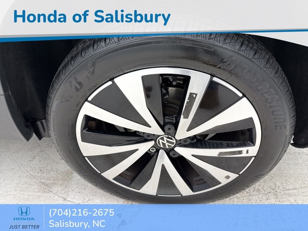 2024 Volkswagen Taos 1.5T SE