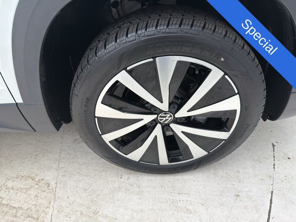 2024 Volkswagen Taos 1.5T SE