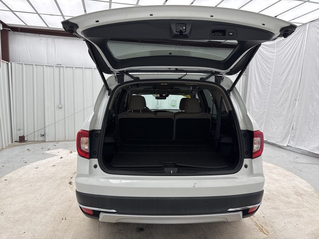 2022 Honda Pilot Touring 8 Passenger