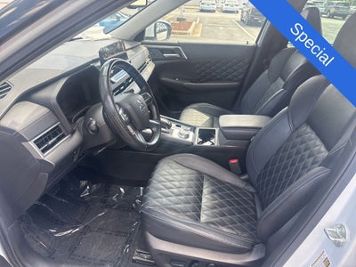 2023 Mitsubishi Outlander SEL