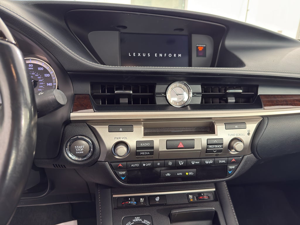 2017 Lexus ES 350 Base