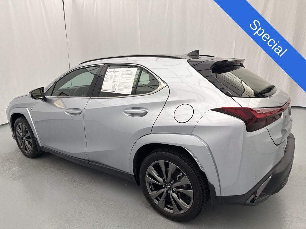 2024 Lexus UX 250h F SPORT Handling
