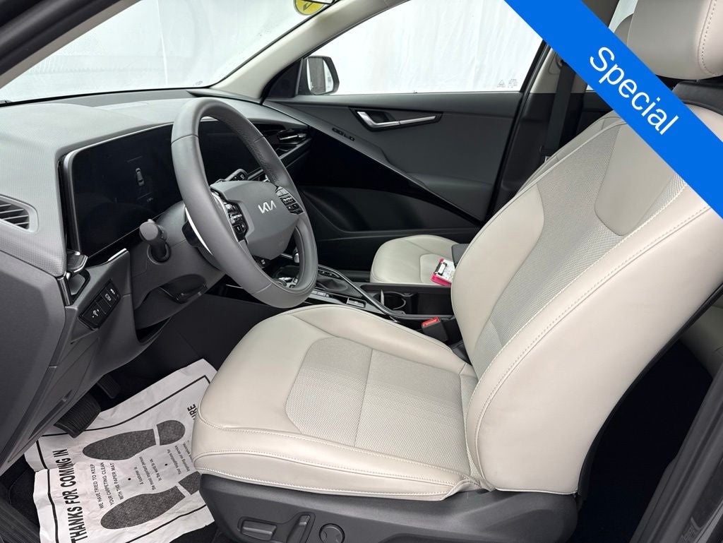 2023 Kia Niro EX